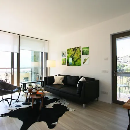 Ikhaya - Acquaseria, San Siro By Lovecomo *